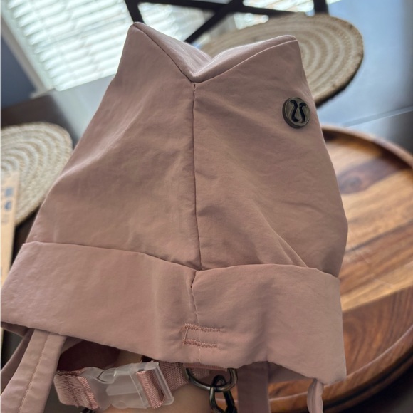 Lululemon Crossbody Handbag Never used, only stored - Picture 11 of 14